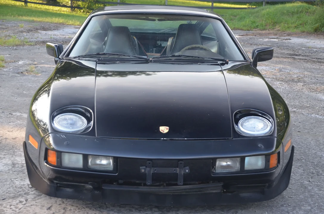 1986 Porsche 928 S - Image 10 of 31