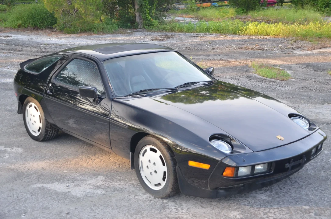 1986 Porsche 928 S - Image 11 of 31