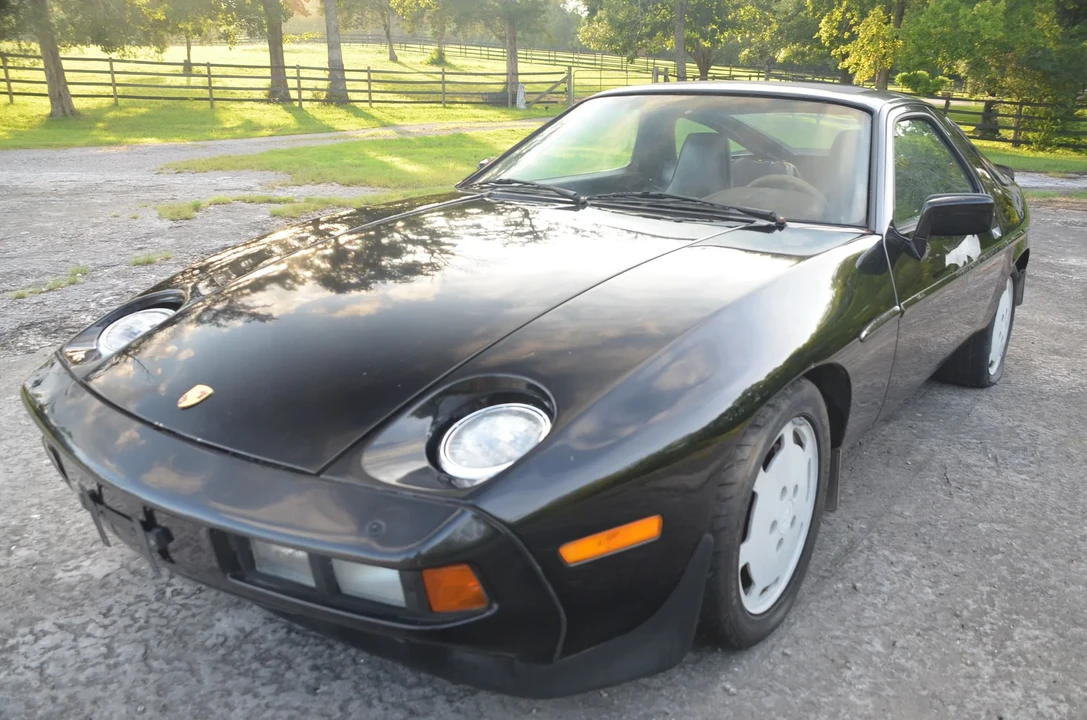1986 Porsche 928 S - Image 28 of 31