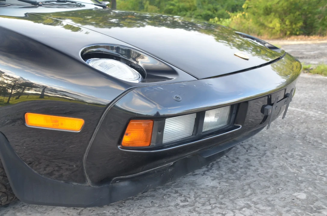 1986 Porsche 928 S - Image 30 of 31