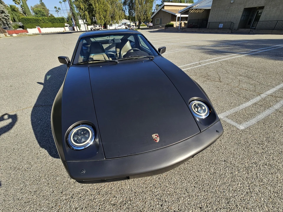 1986 Porsche 928 S - Image 8 of 21