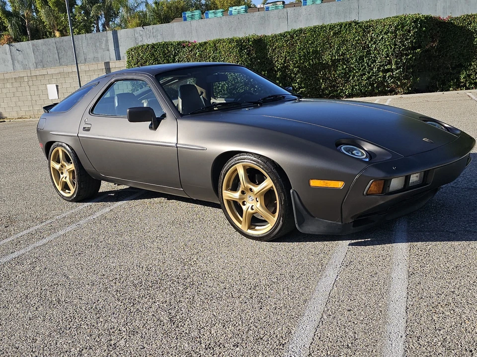 1986 Porsche 928 S - Image 16 of 21