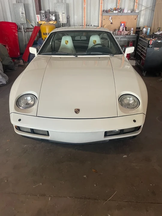 1986 Porsche 928 S - Image 2 of 10