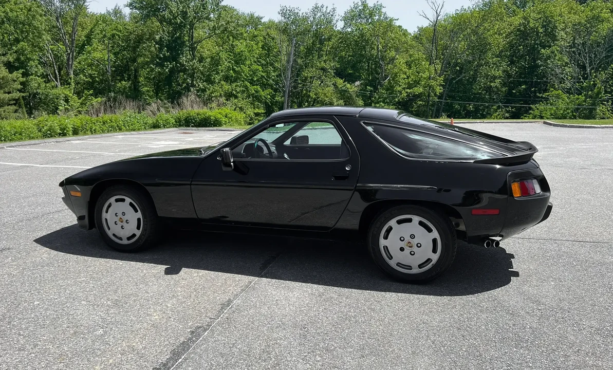 1986 Porsche 928 S - Image 6 of 6