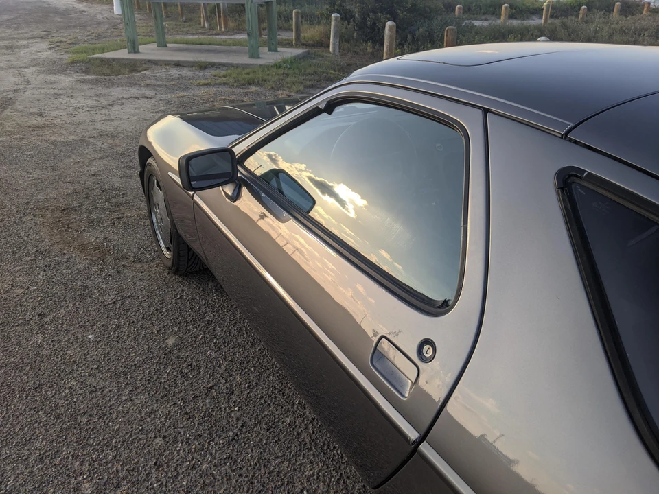 1986 Porsche 928 S - Image 18 of 31