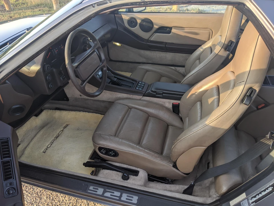 1986 Porsche 928 S - Image 28 of 31