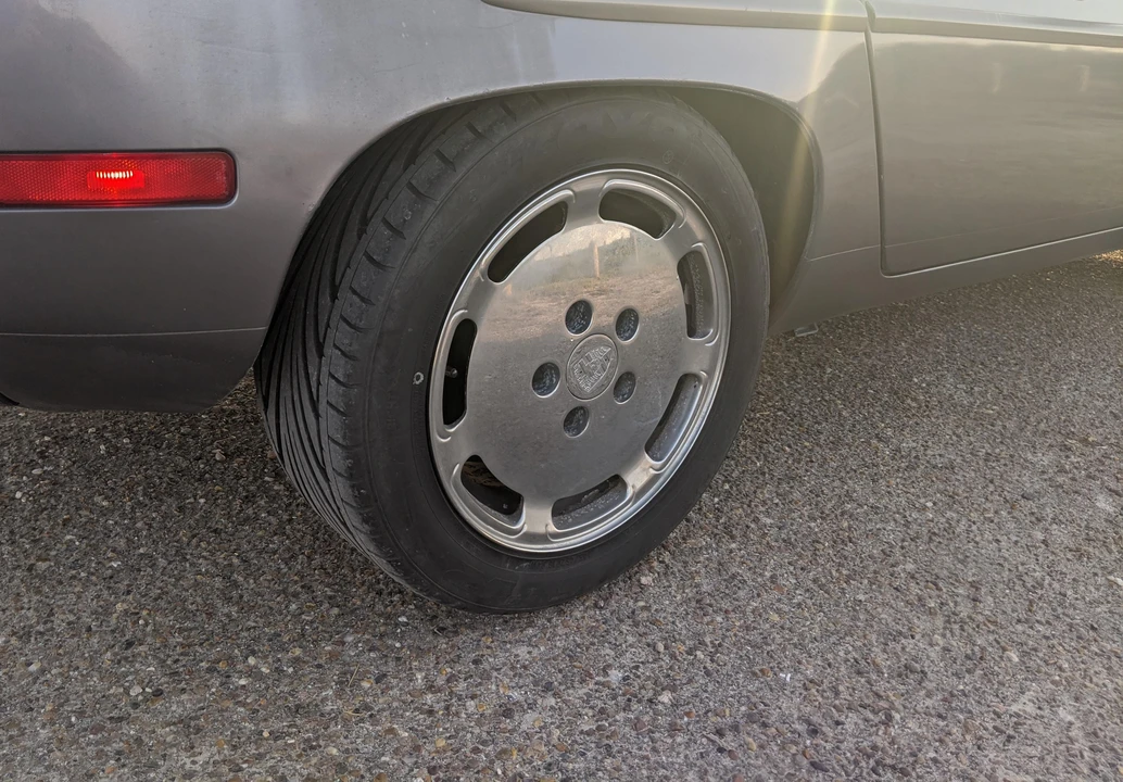 1986 Porsche 928 S - Image 26 of 31