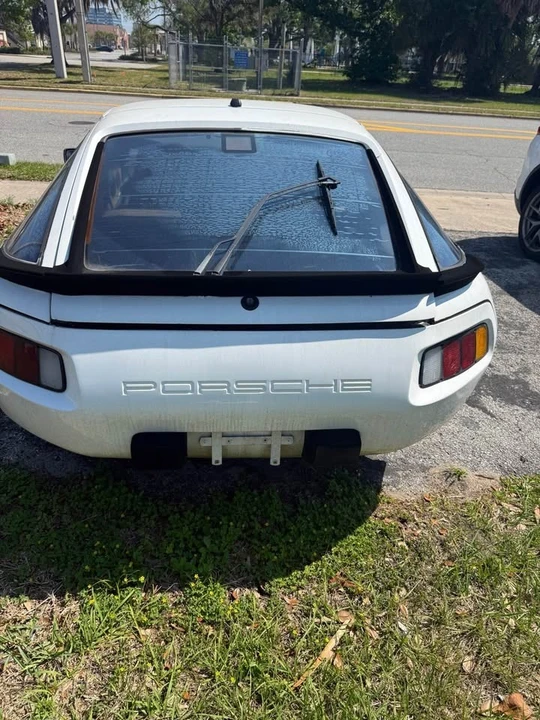 1986 Porsche 928 S - Image 13 of 31