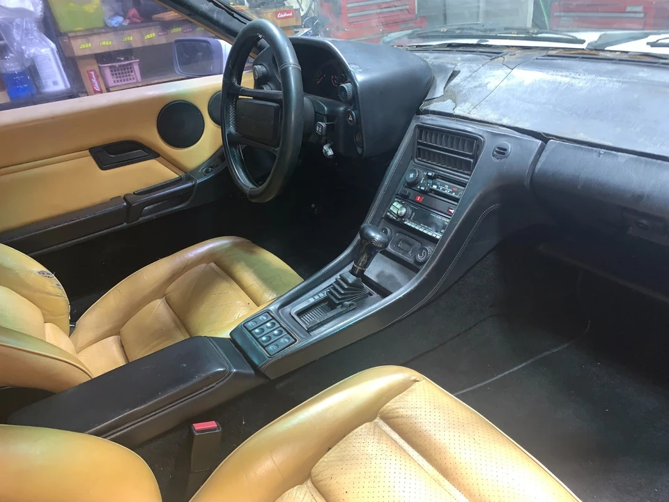 1986 Porsche 928 S - Image 17 of 31