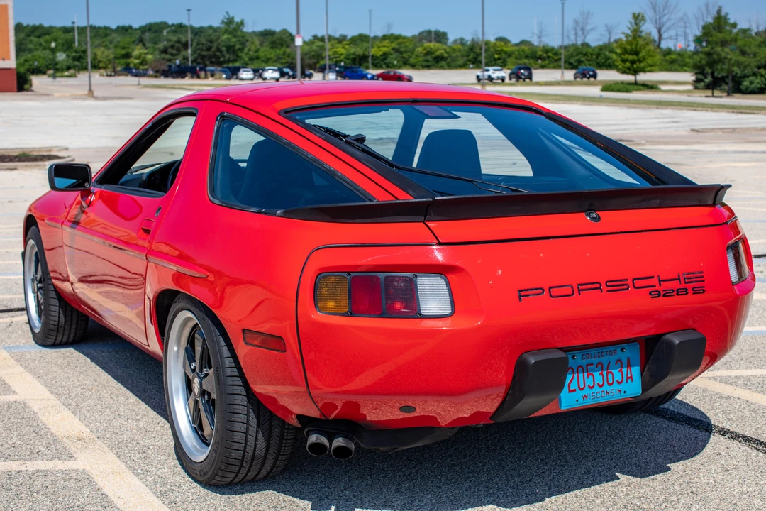 1986 Porsche 928 S - Image 11 of 31
