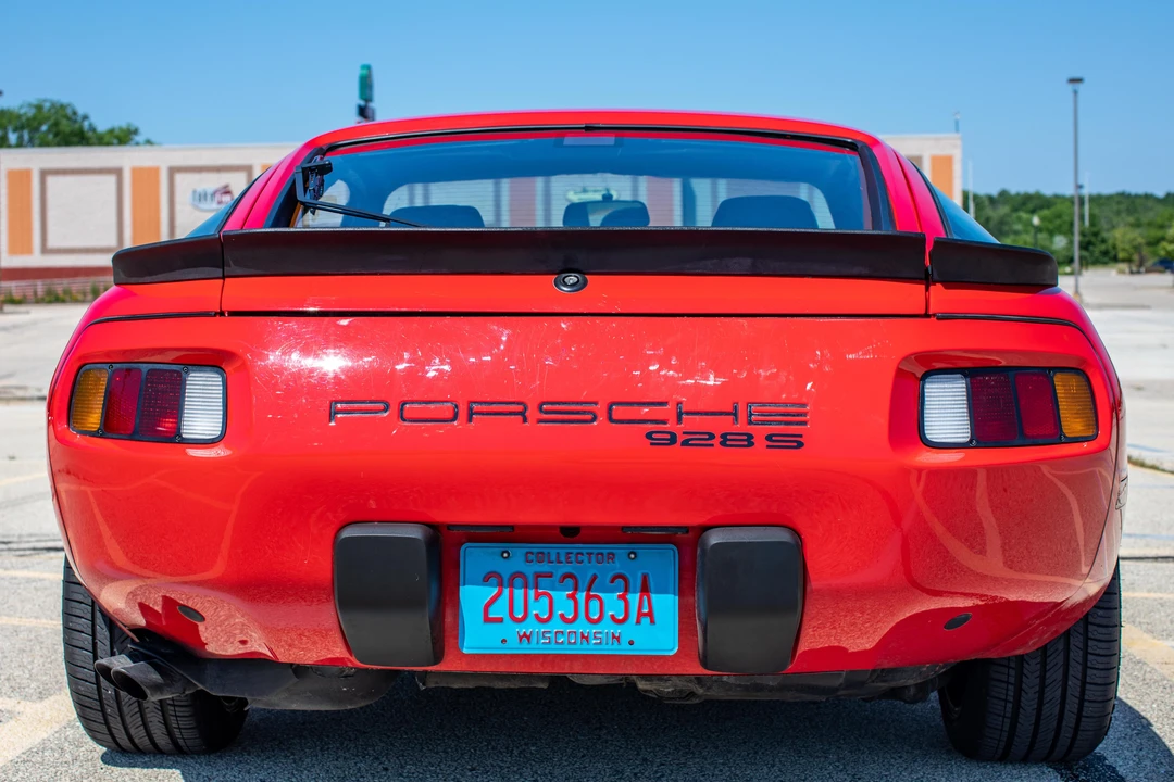 1986 Porsche 928 S - Image 5 of 31