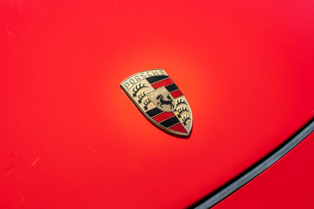 1986 Porsche 928 S - Image 18 of 27
