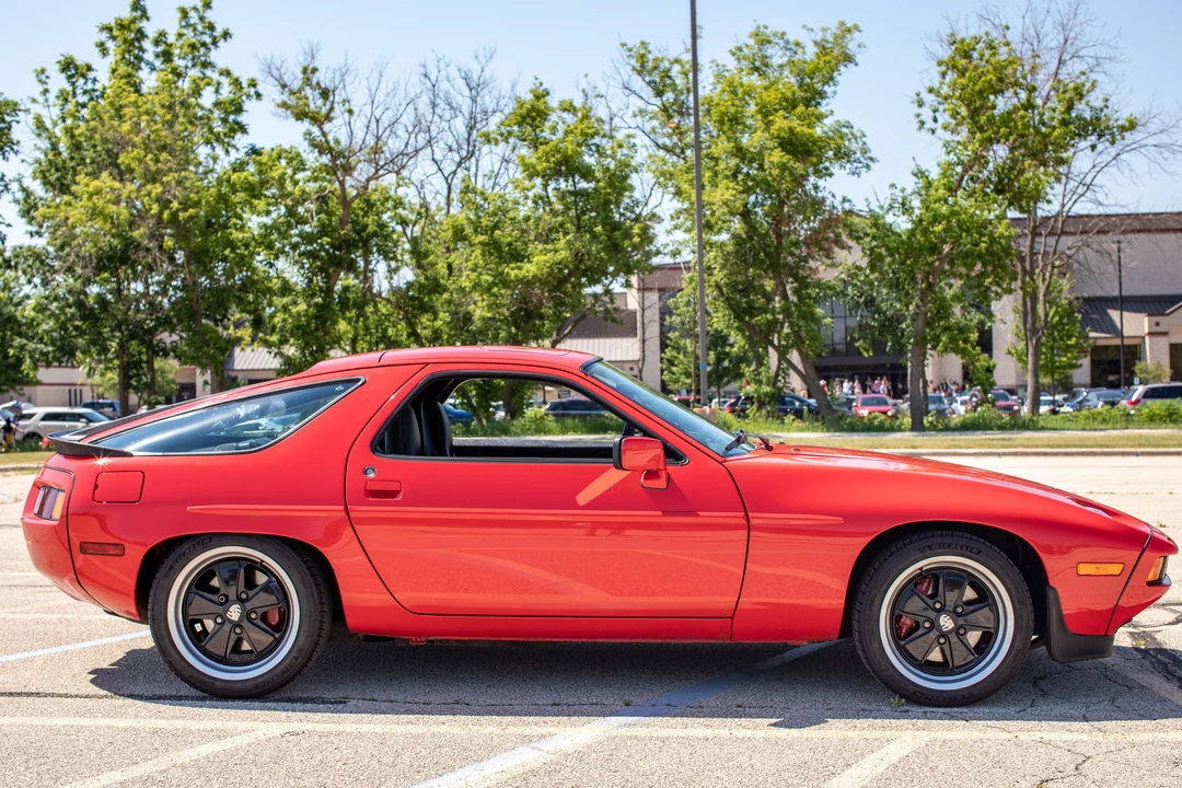 1986 Porsche 928 S - Image 14 of 27