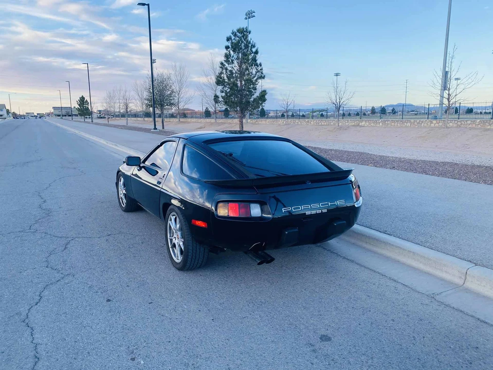 1986 Porsche 928 S - Image 11 of 31