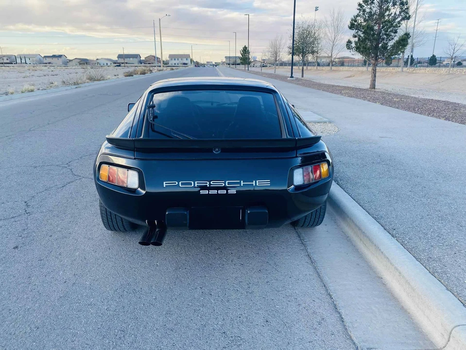 1986 Porsche 928 S - Image 14 of 31