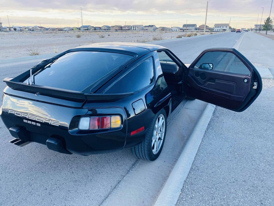 1986 Porsche 928 S - Image 21 of 31