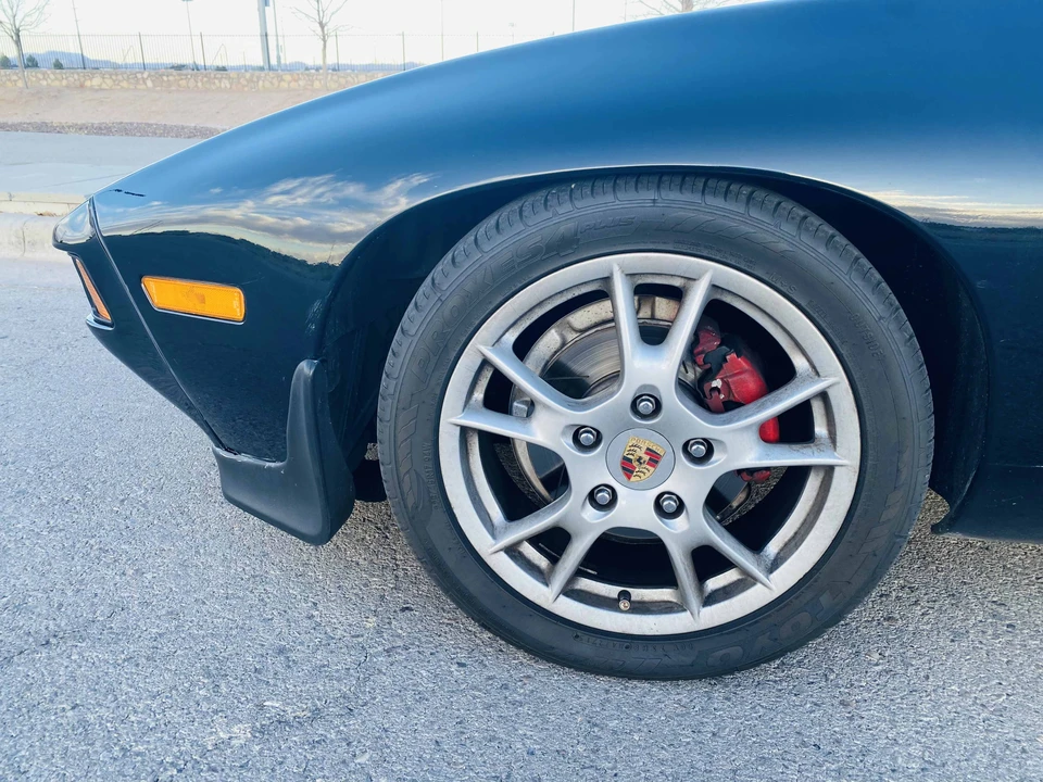 1986 Porsche 928 S - Image 26 of 31