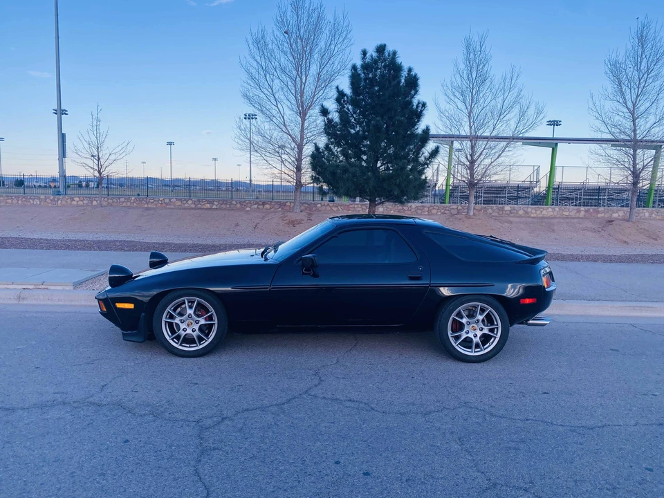 1986 Porsche 928 S - Image 8 of 31