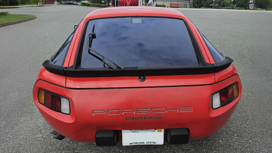 1986 Porsche 928 S - Image 4 of 12