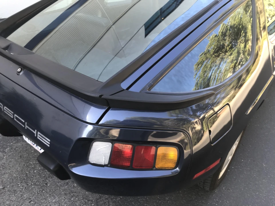 1986 Porsche 928 S - Image 12 of 31