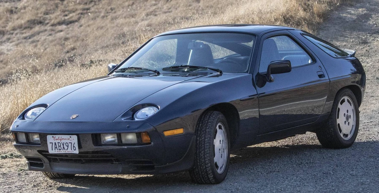 1986 Porsche 928 S - Image 7 of 31