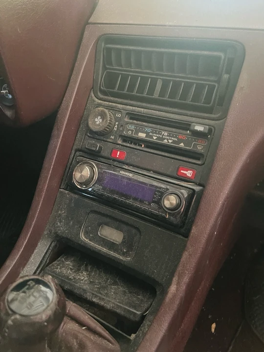 1986 Porsche 928 S - Image 6 of 9