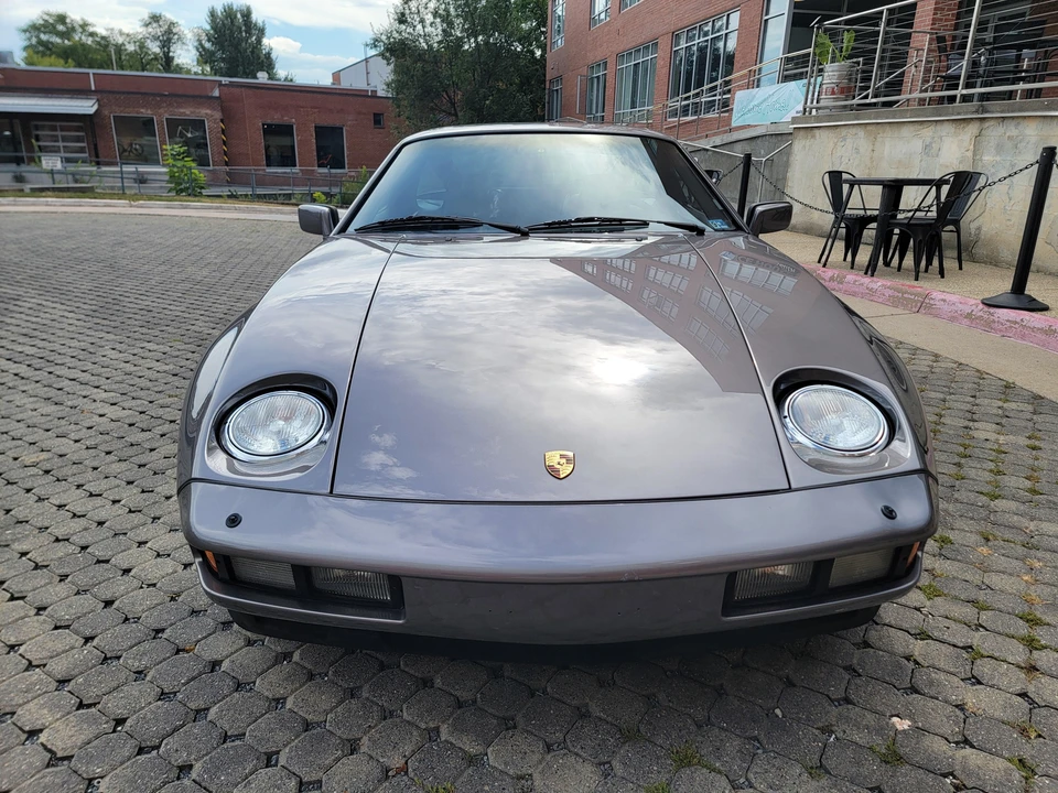 1986 Porsche 928 S - Image 6 of 31