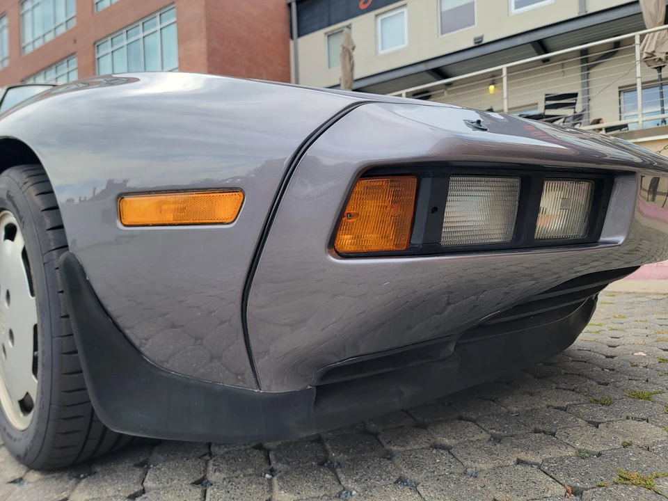 1986 Porsche 928 S - Image 16 of 31