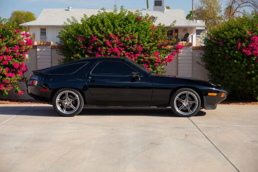 1986 Porsche 928 S - Image 9 of 25