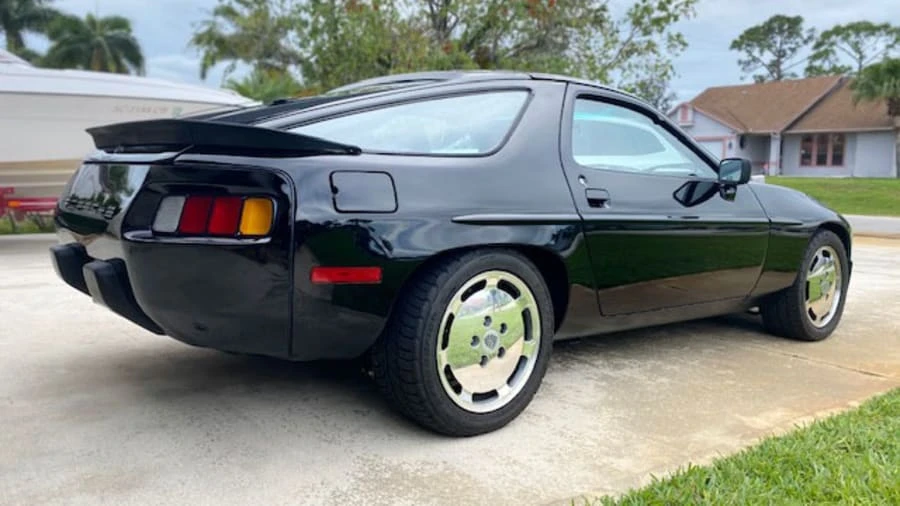 1986 Porsche 928 S - Image 4 of 15