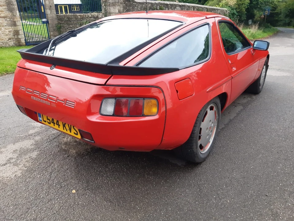 1986 Porsche 928 S - Image 5 of 30