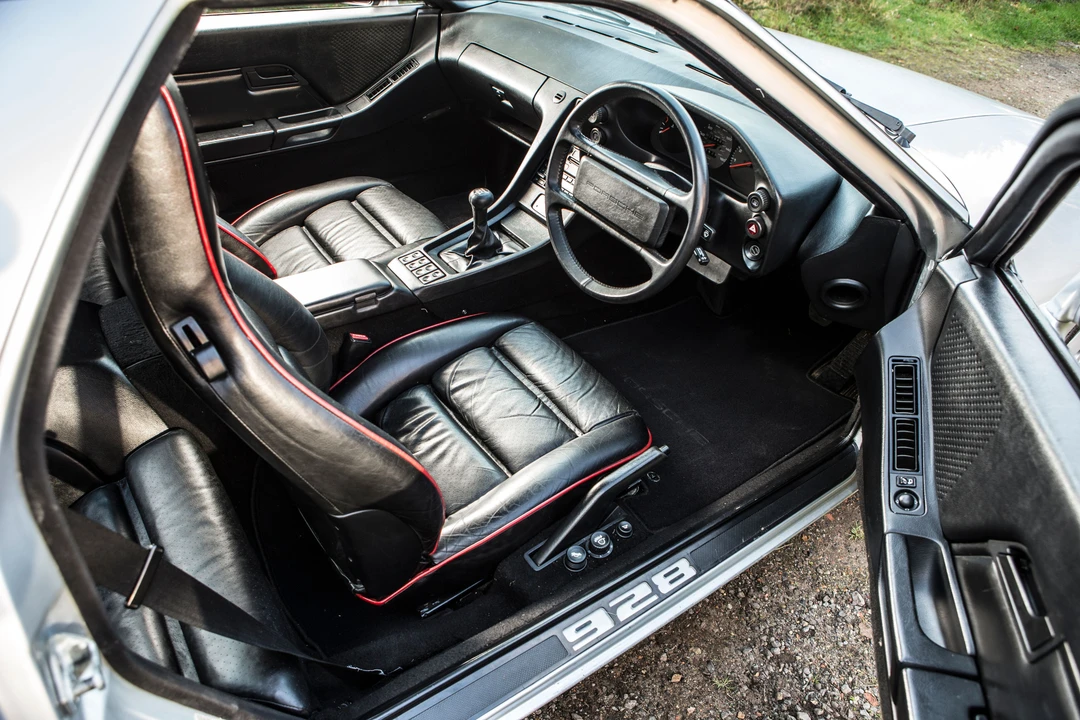 1986 Porsche 928 S - Image 17 of 23