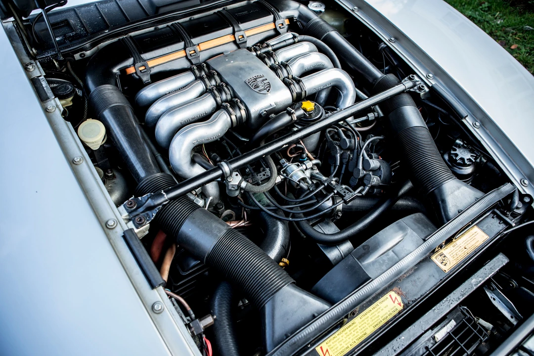 1986 Porsche 928 S - Image 9 of 23