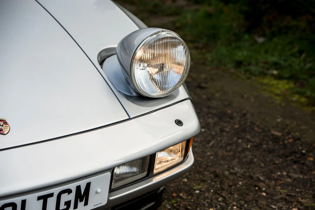 1986 Porsche 928 S - Image 6 of 23