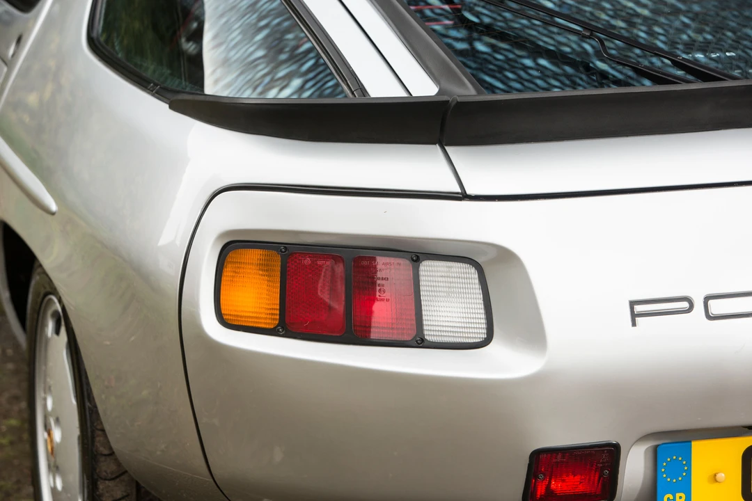 1986 Porsche 928 S - Image 20 of 23