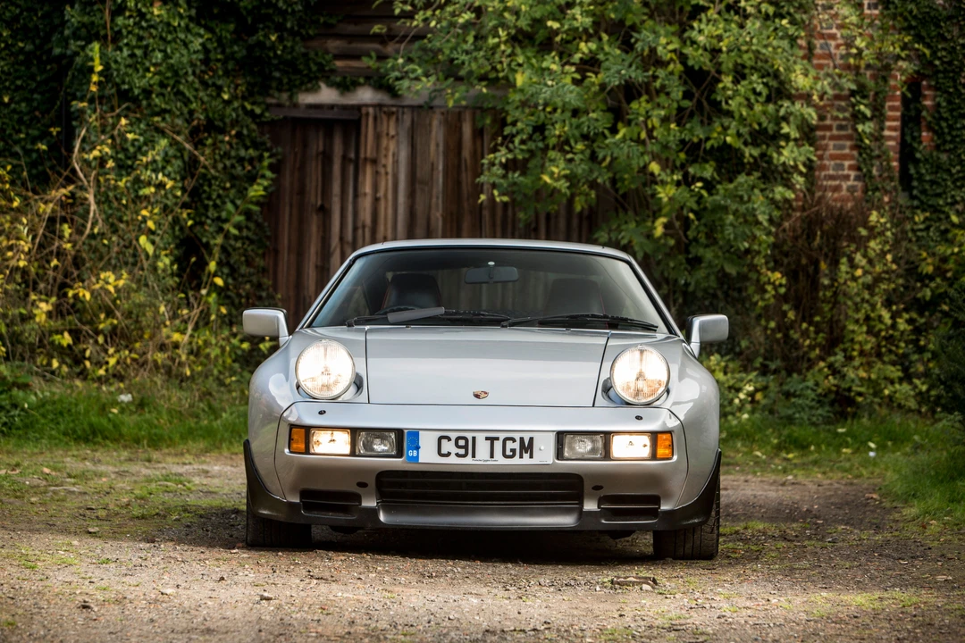 1986 Porsche 928 S - Image 12 of 23