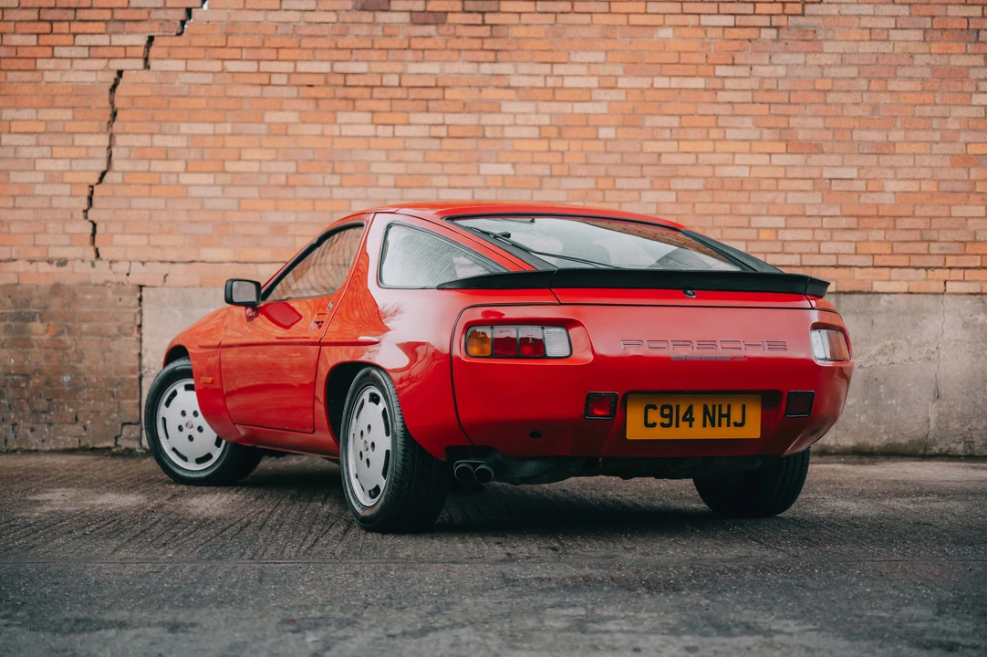 1986 Porsche 928 S - Image 7 of 31