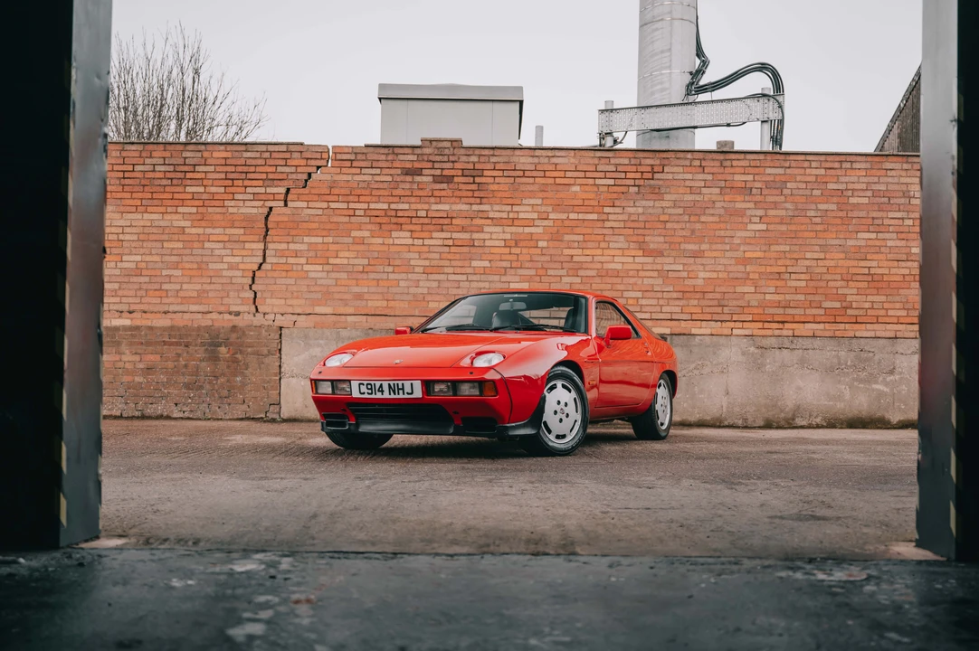 1986 Porsche 928 S - Image 16 of 31