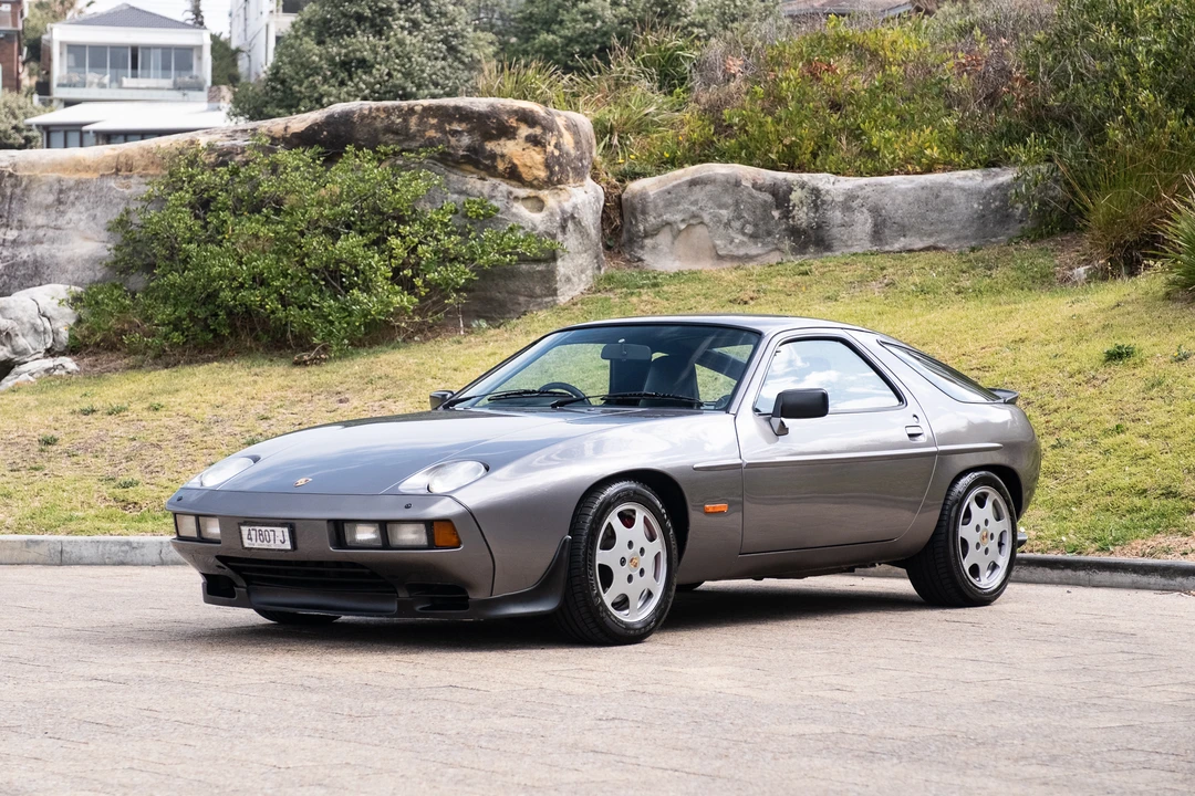 1986 Porsche 928 S - Image 12 of 31