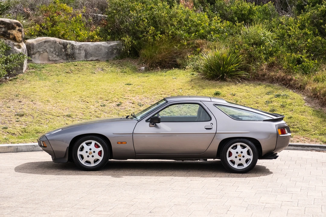 1986 Porsche 928 S - Image 5 of 31
