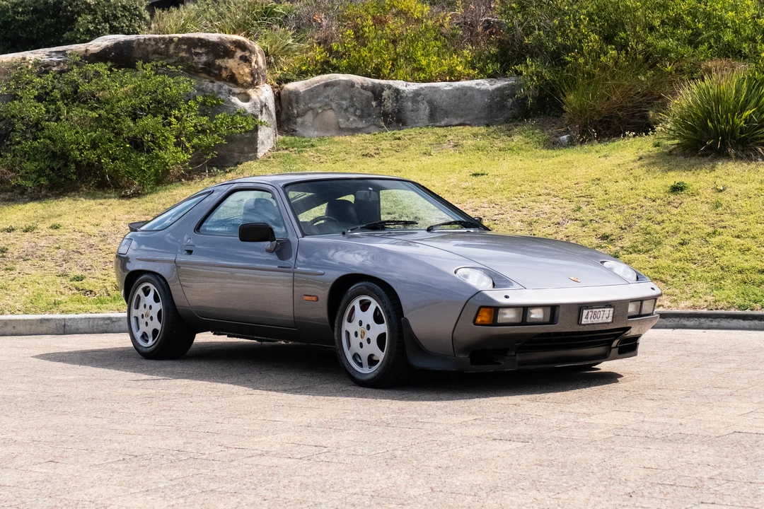 1986 Porsche 928 S - Image 2 of 31