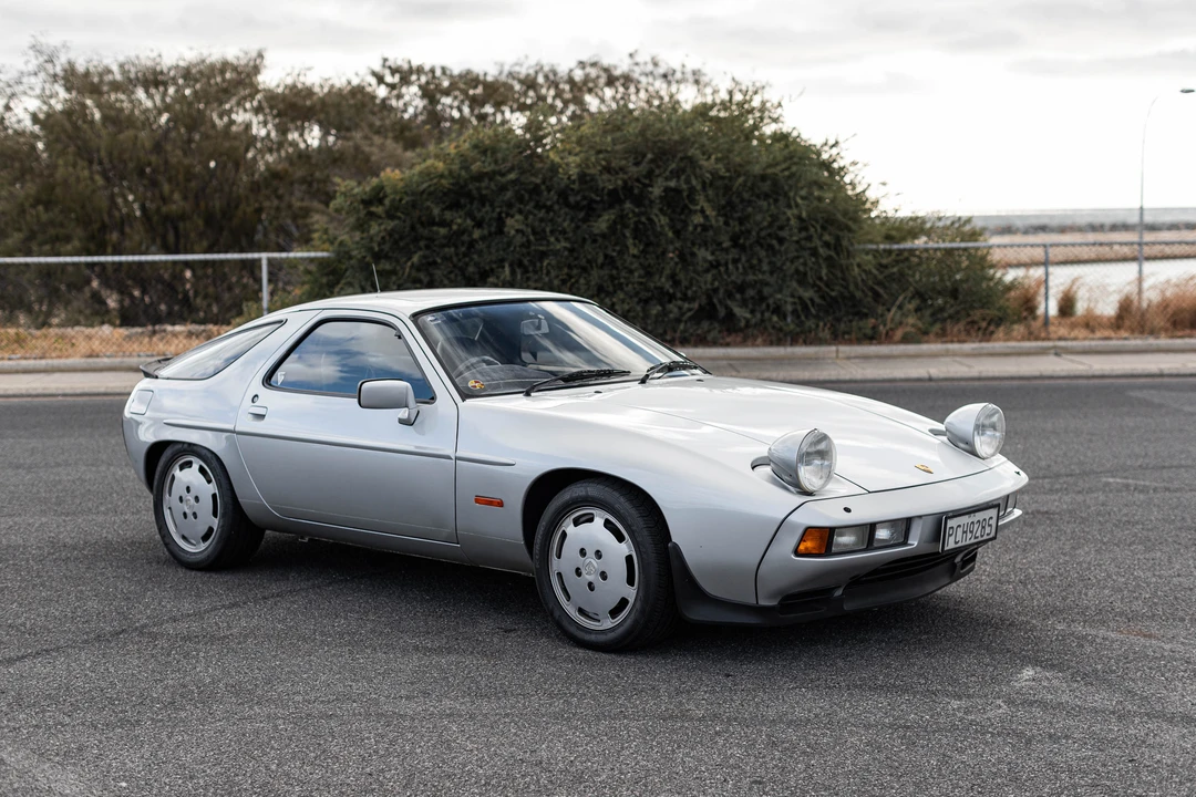 1986 Porsche 928 S4 - Image 15 of 31