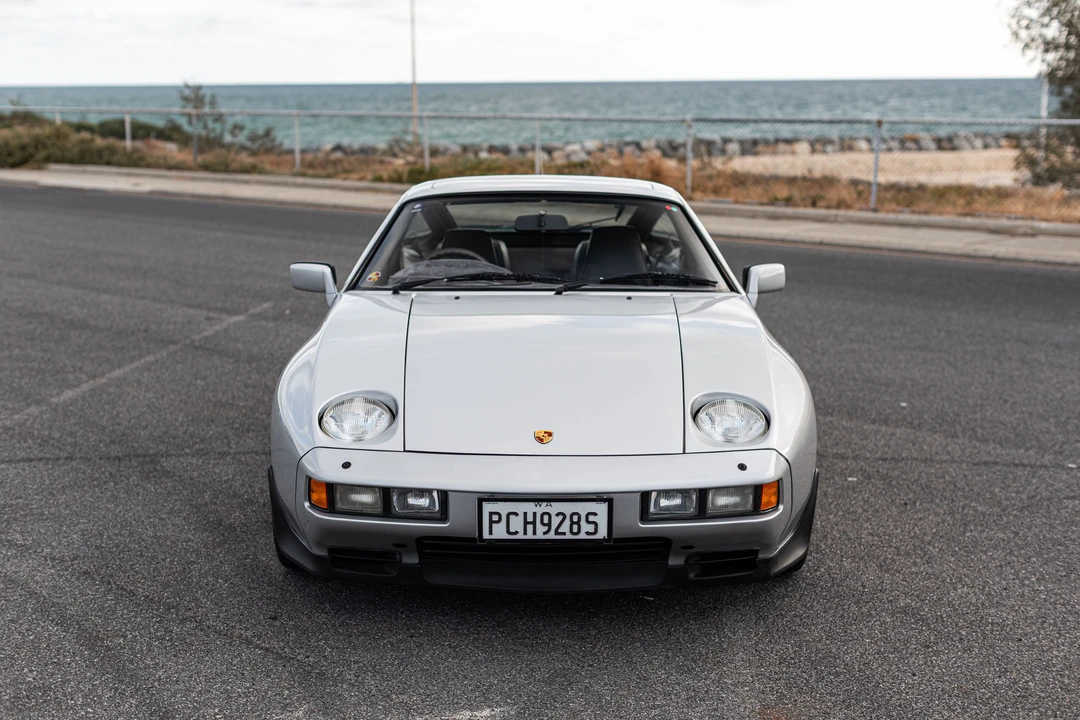 1986 Porsche 928 S4 - Image 17 of 31