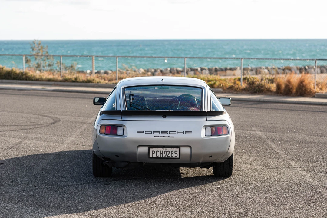 1986 Porsche 928 S4 - Image 13 of 31