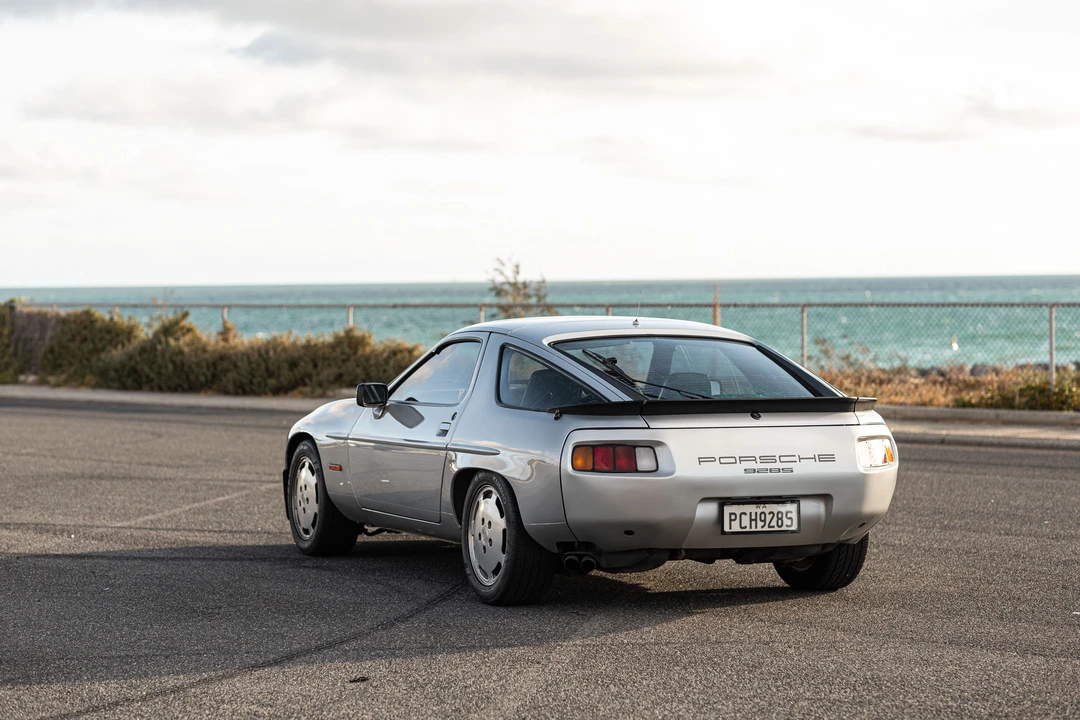 1986 Porsche 928 S4 - Image 12 of 31