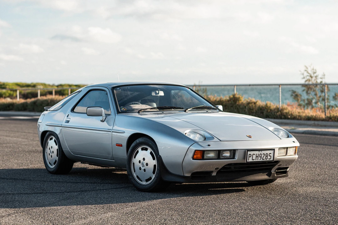 1986 Porsche 928 S4 - Image 2 of 31