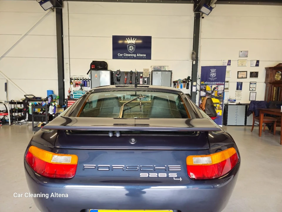 1986 Porsche 928 S - Image 6 of 30