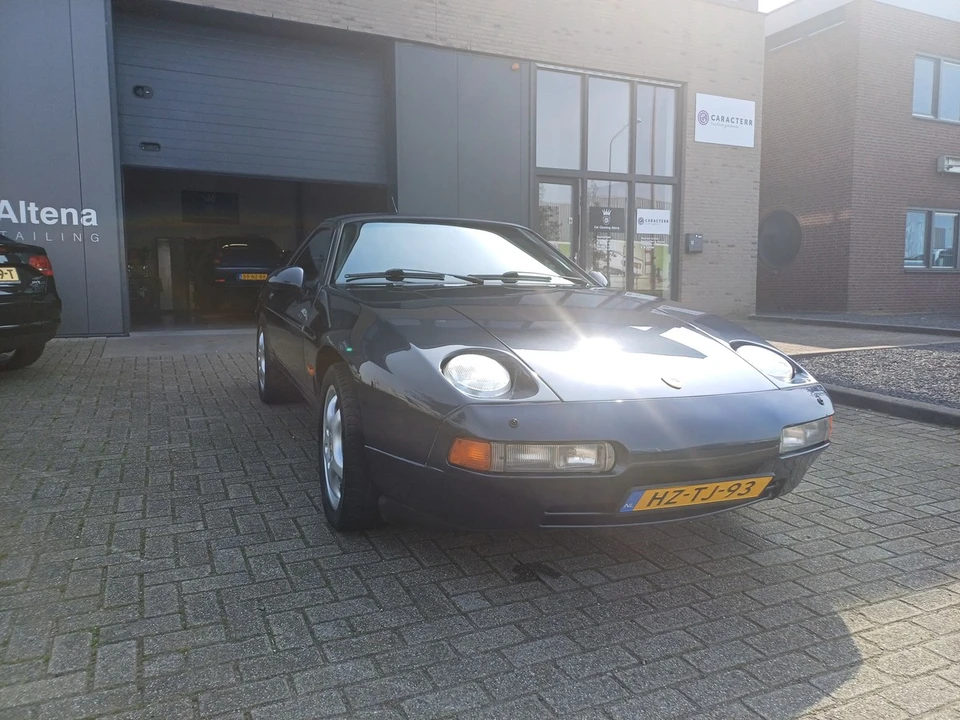 1986 Porsche 928 S - Image 14 of 30