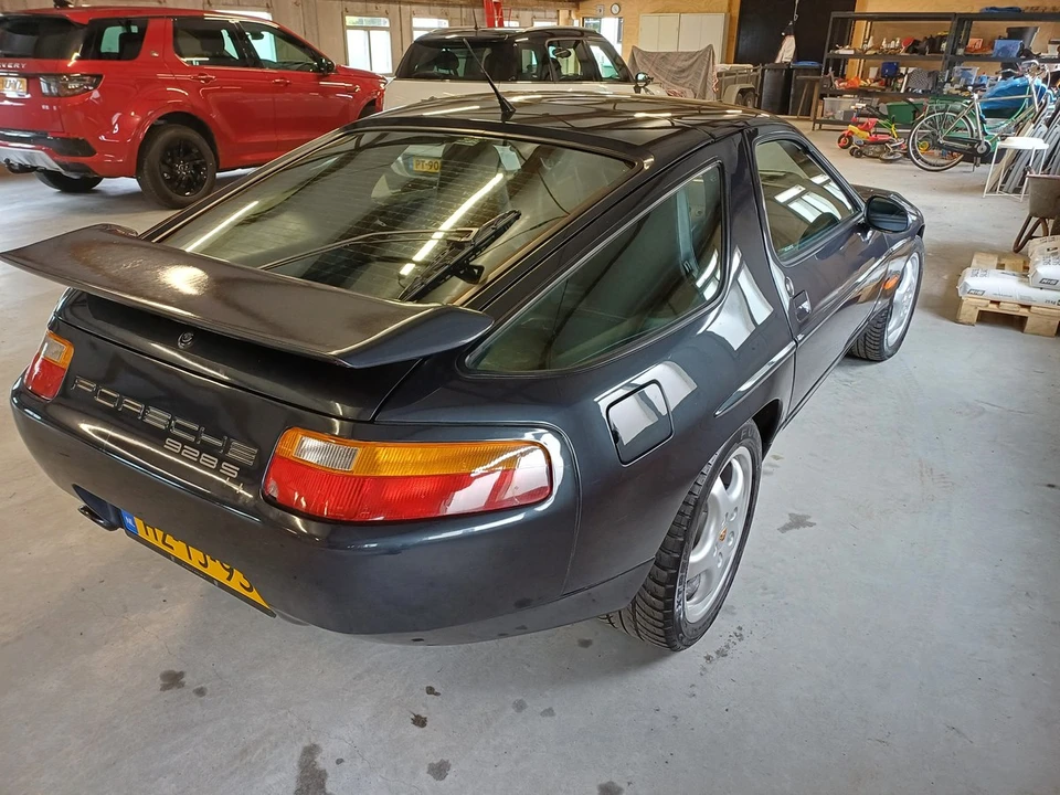 1986 Porsche 928 S - Image 18 of 30