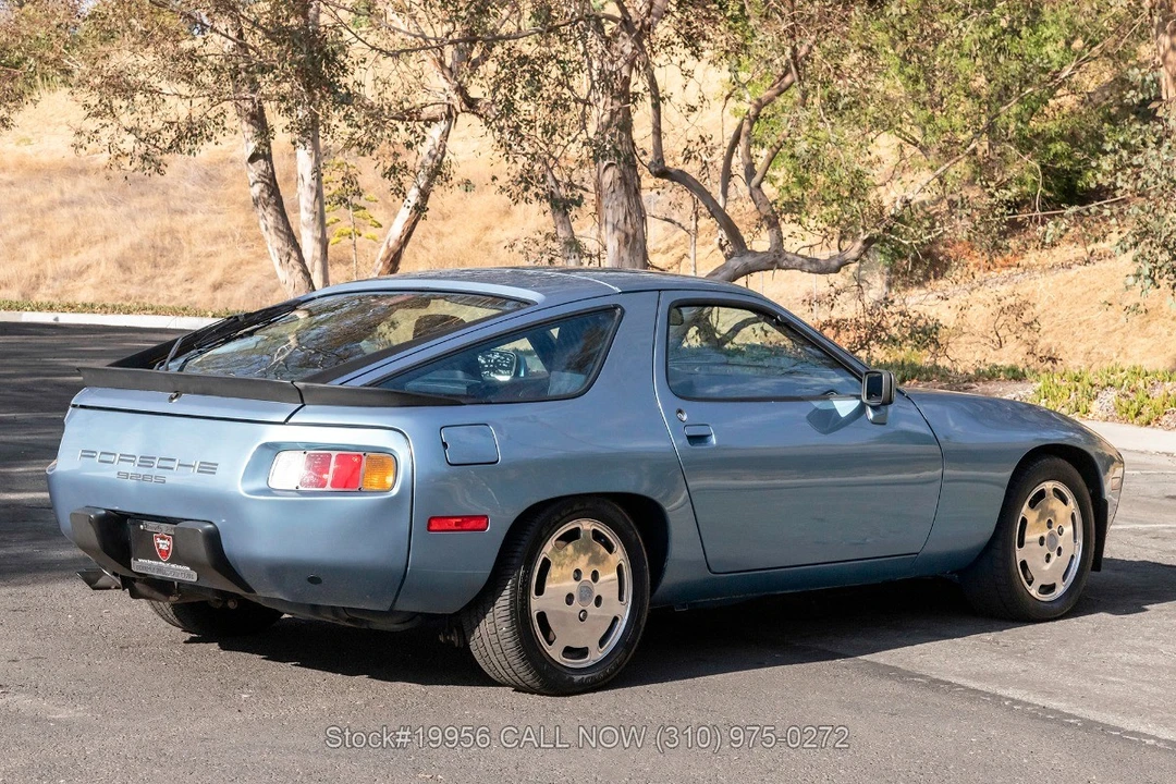 1986 Porsche 928 S - Image 8 of 31